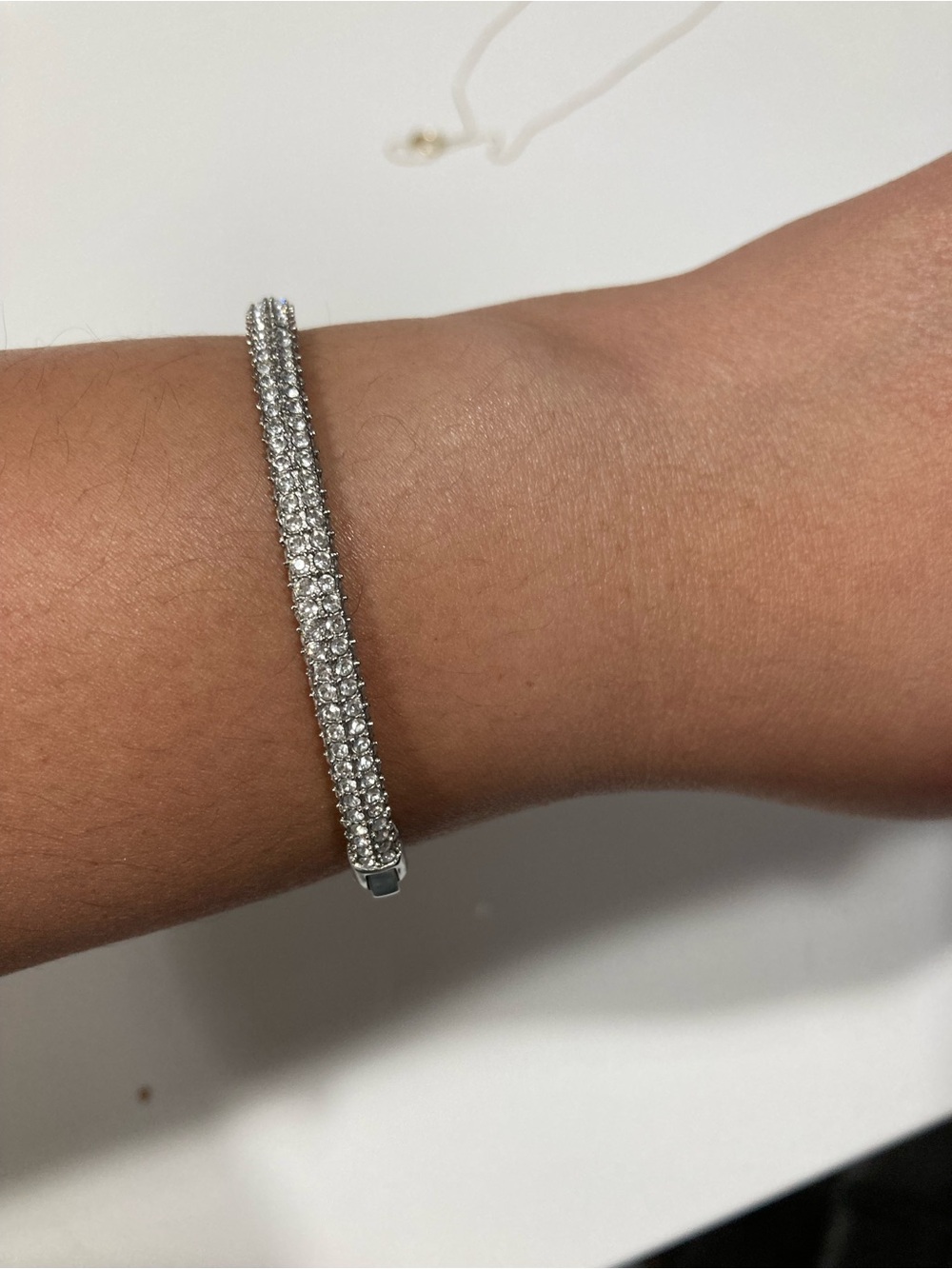 Polished Silver-Tone Women's Bracelet - Elegant Minimalist Style